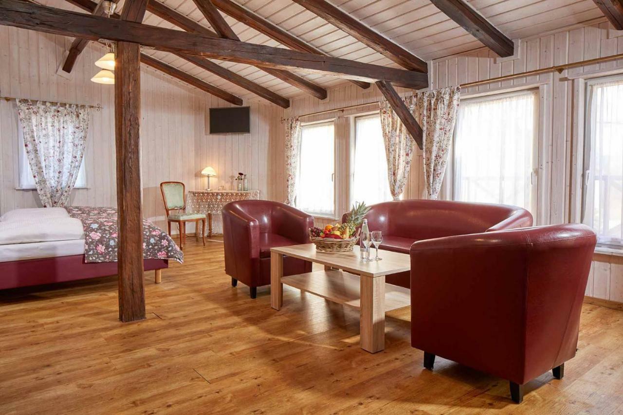 Hotel Eisenbahn Karlstadt Εξωτερικό φωτογραφία